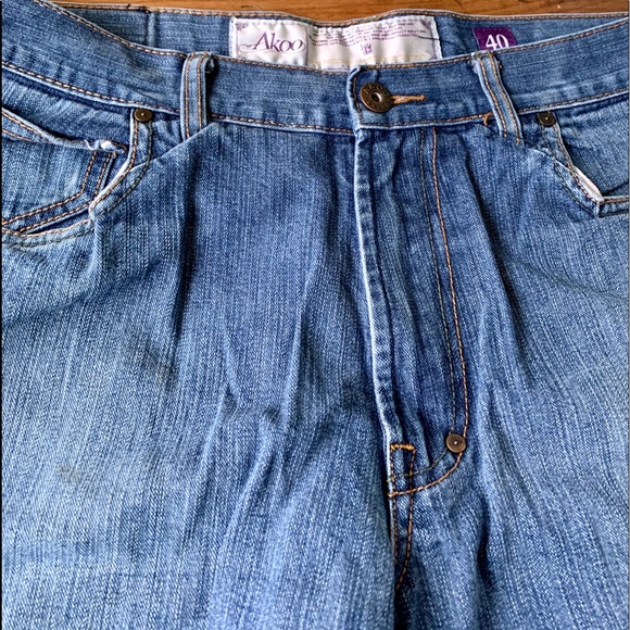Akon Excellent Condition Blue Jeans - Picture 3 of 5